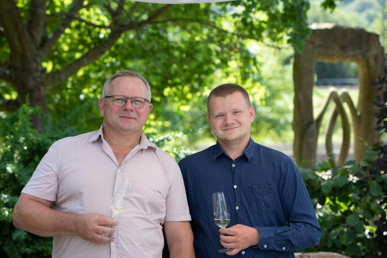 Weinhotel Restaurant Klostermuehle Ockfen Kültér fotó